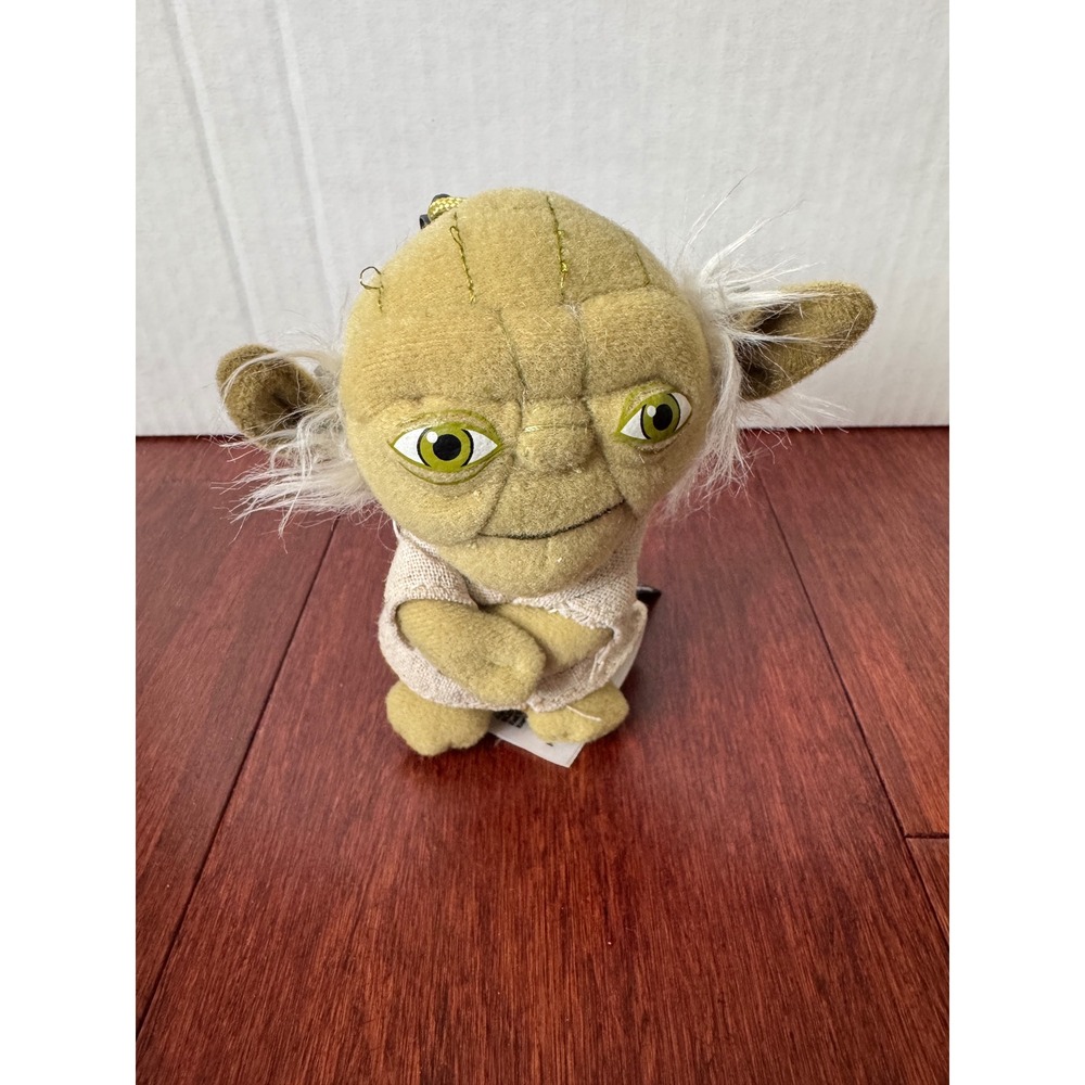 Star Wars Yoda Plush Clip On Backpack Hanger Small Toy Jedi Master 4.5 Inch